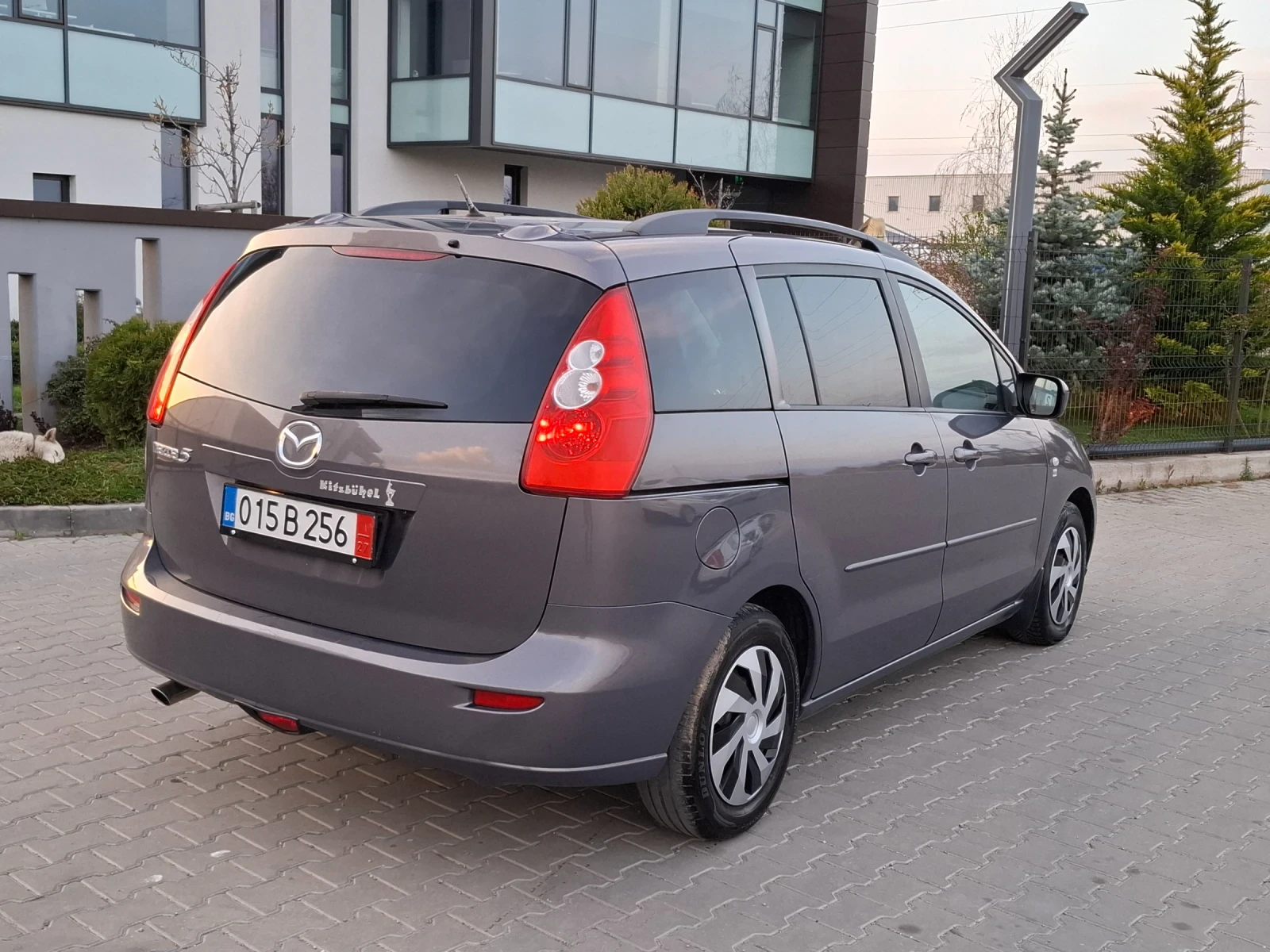 Mazda 5 1.8i* (116 кс)* FACELIFT* 7-MEСТЕН* НОВ ВНОС* * , снимка 14 - Автомобили и джипове - 54196069