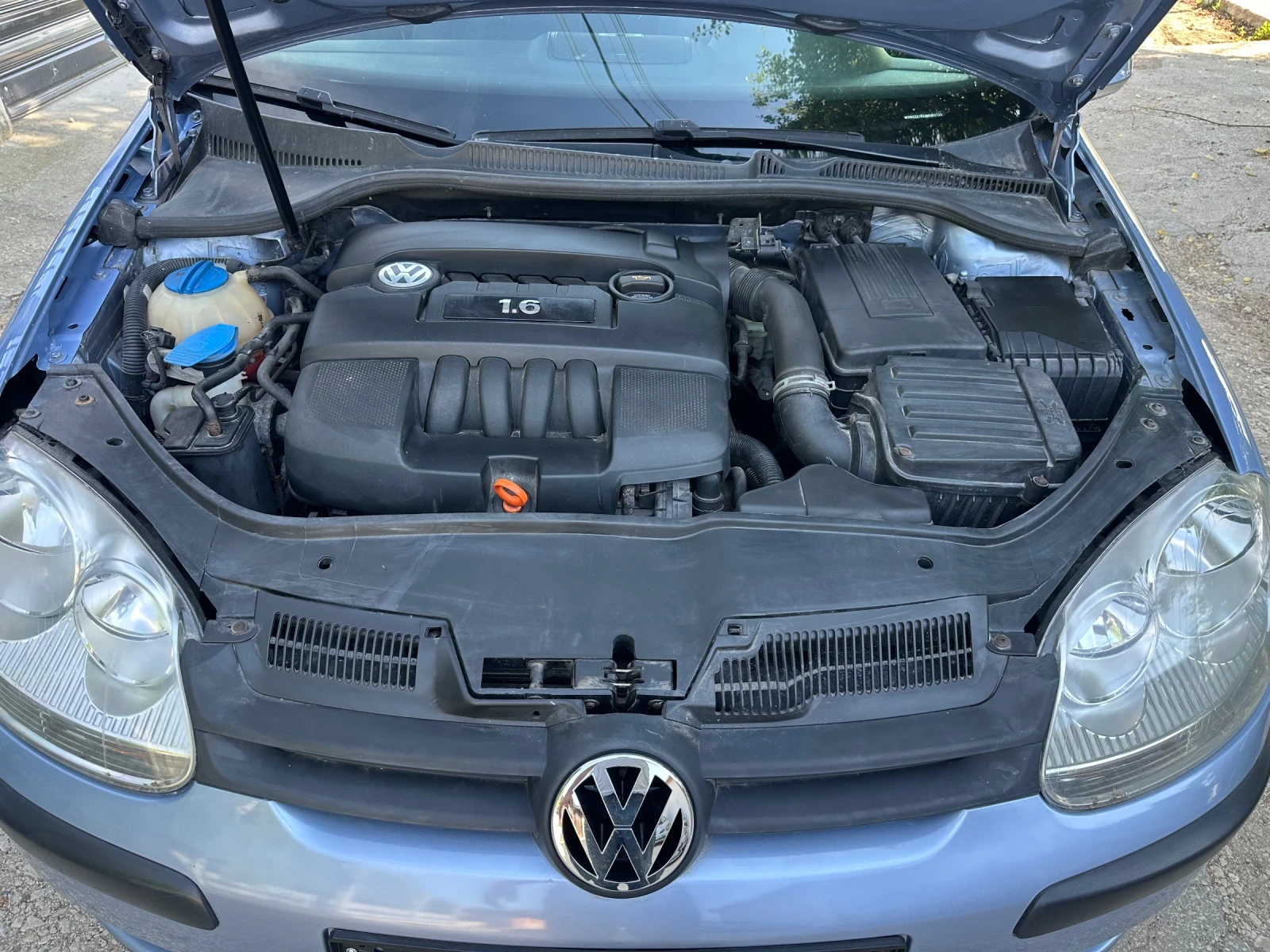 VW Golf 1.6-БЕНЗИН-102к.с, снимка 13 - Автомобили и джипове - 54772818