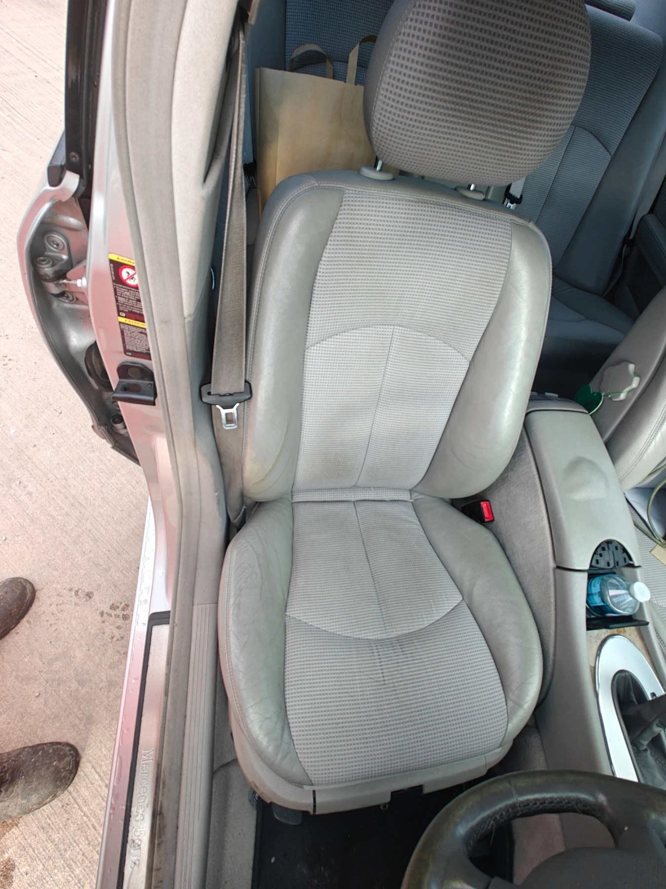 Mercedes-Benz E 320, снимка 16 - Автомобили и джипове - 54854280