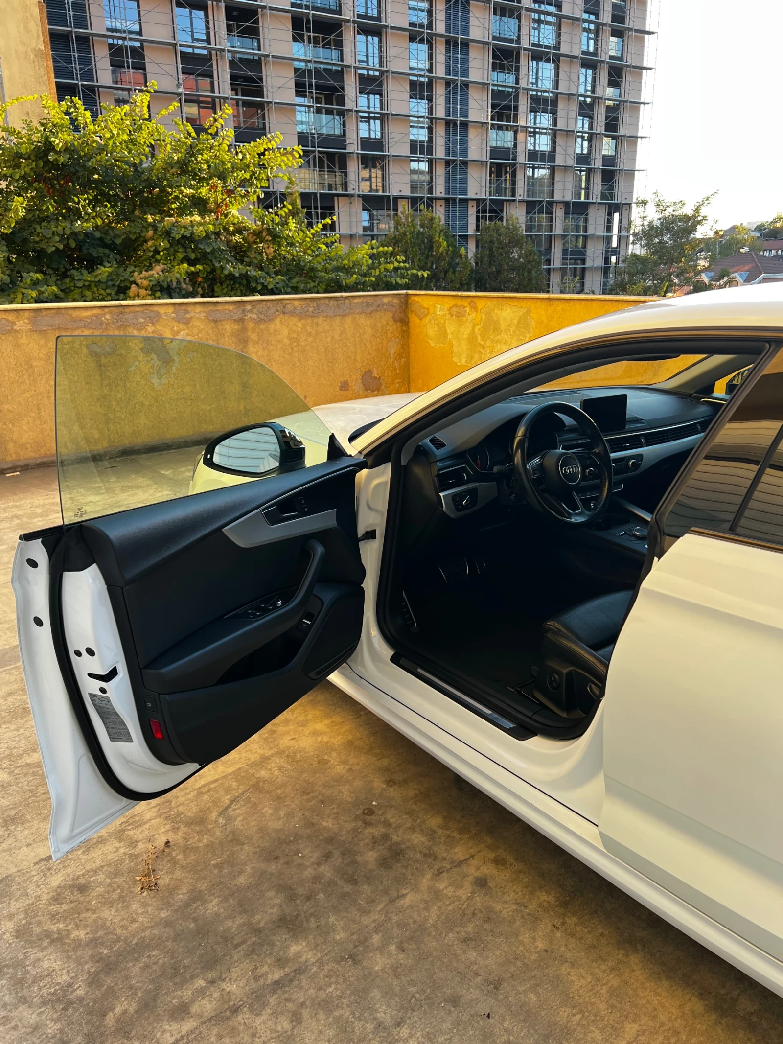 Audi A5 2.0TDI Sportback, снимка 7 - Автомобили и джипове - 54917690