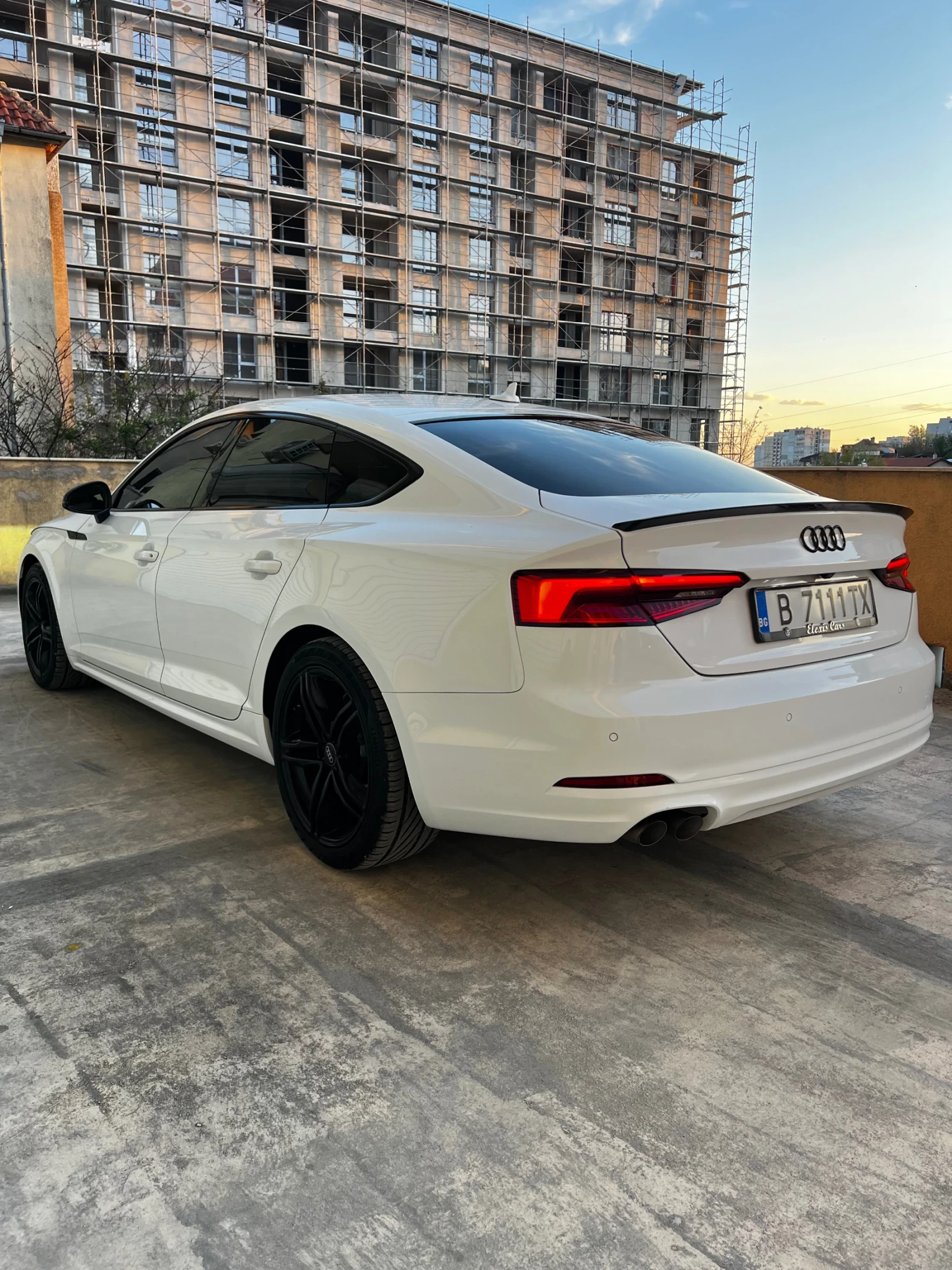 Audi A5 2.0TDI Sportback, снимка 5 - Автомобили и джипове - 54917690