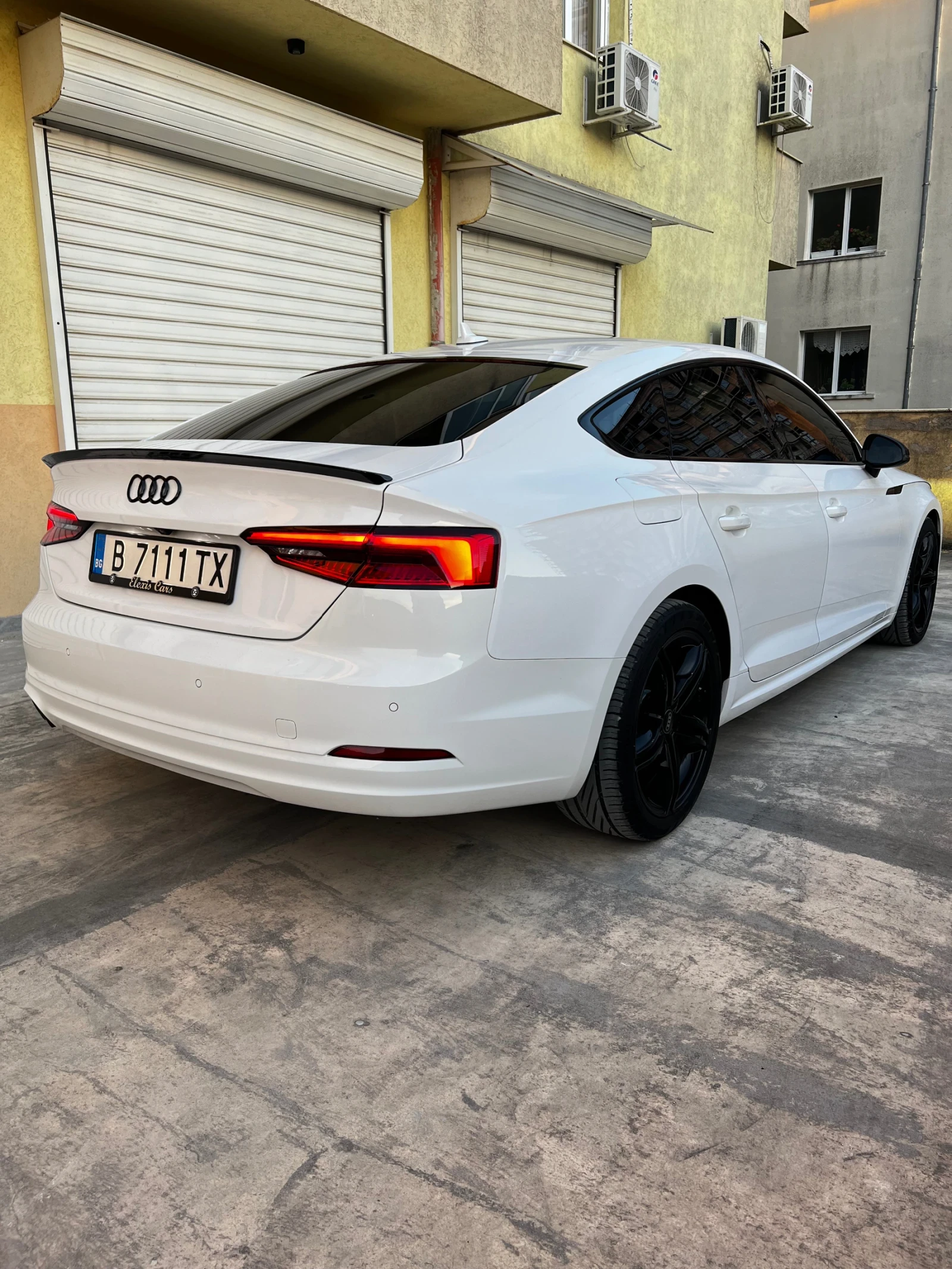 Audi A5 2.0TDI Sportback, снимка 6 - Автомобили и джипове - 54917690
