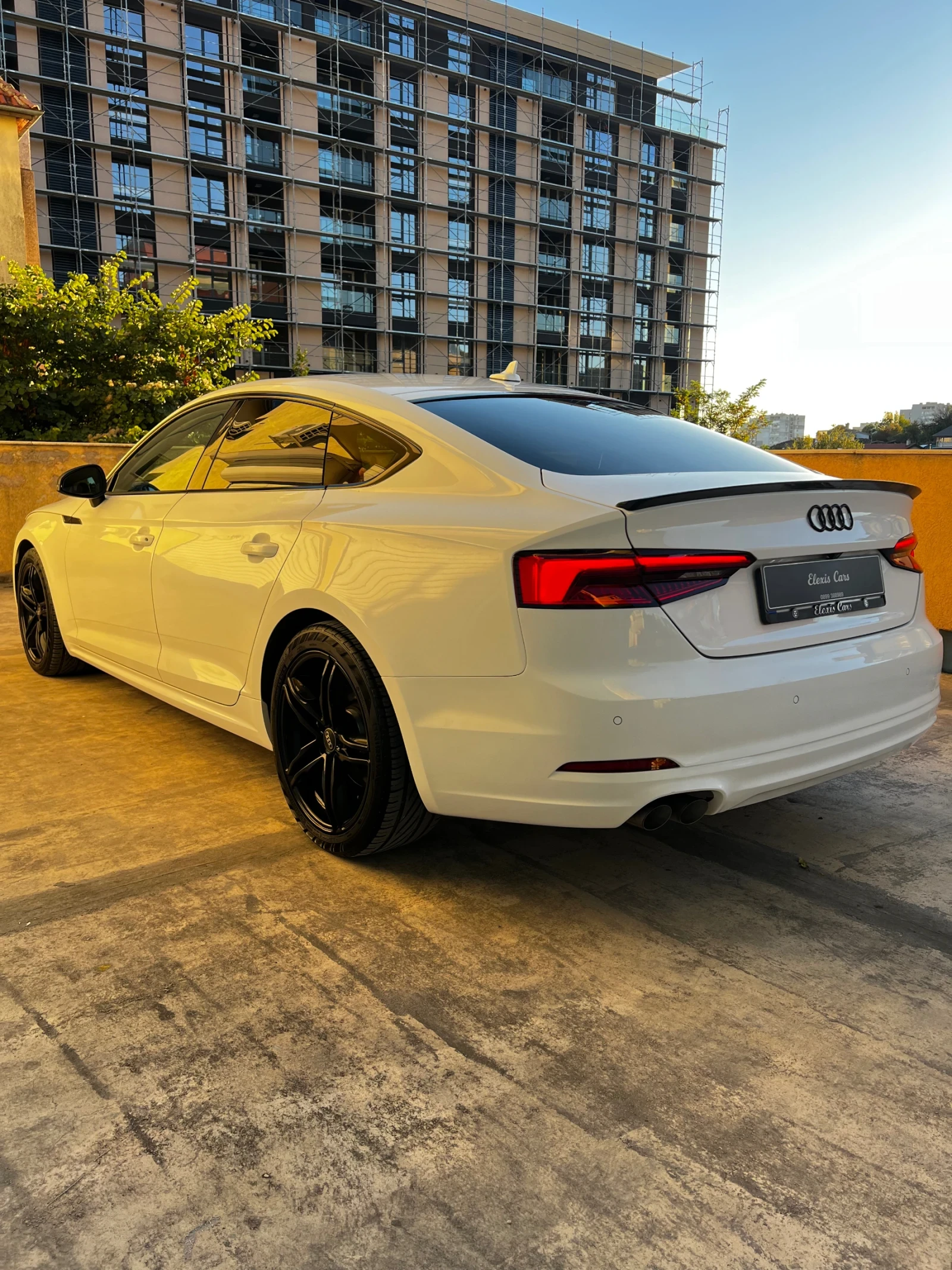 Audi A5 2.0TDI Sportback, снимка 5 - Автомобили и джипове - 54917690