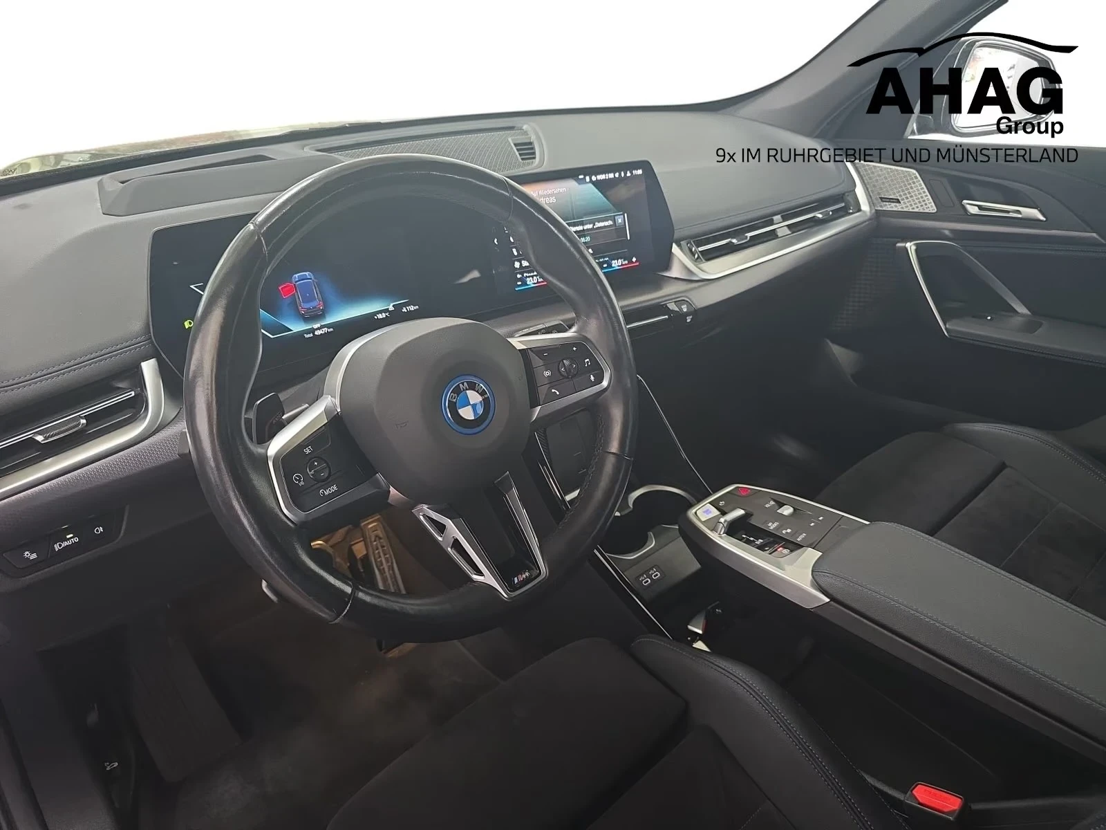 BMW iX1 xDrive30 M Sport Premium Selection DA PLUS HUD H/K, снимка 8 - Автомобили и джипове - 56277996