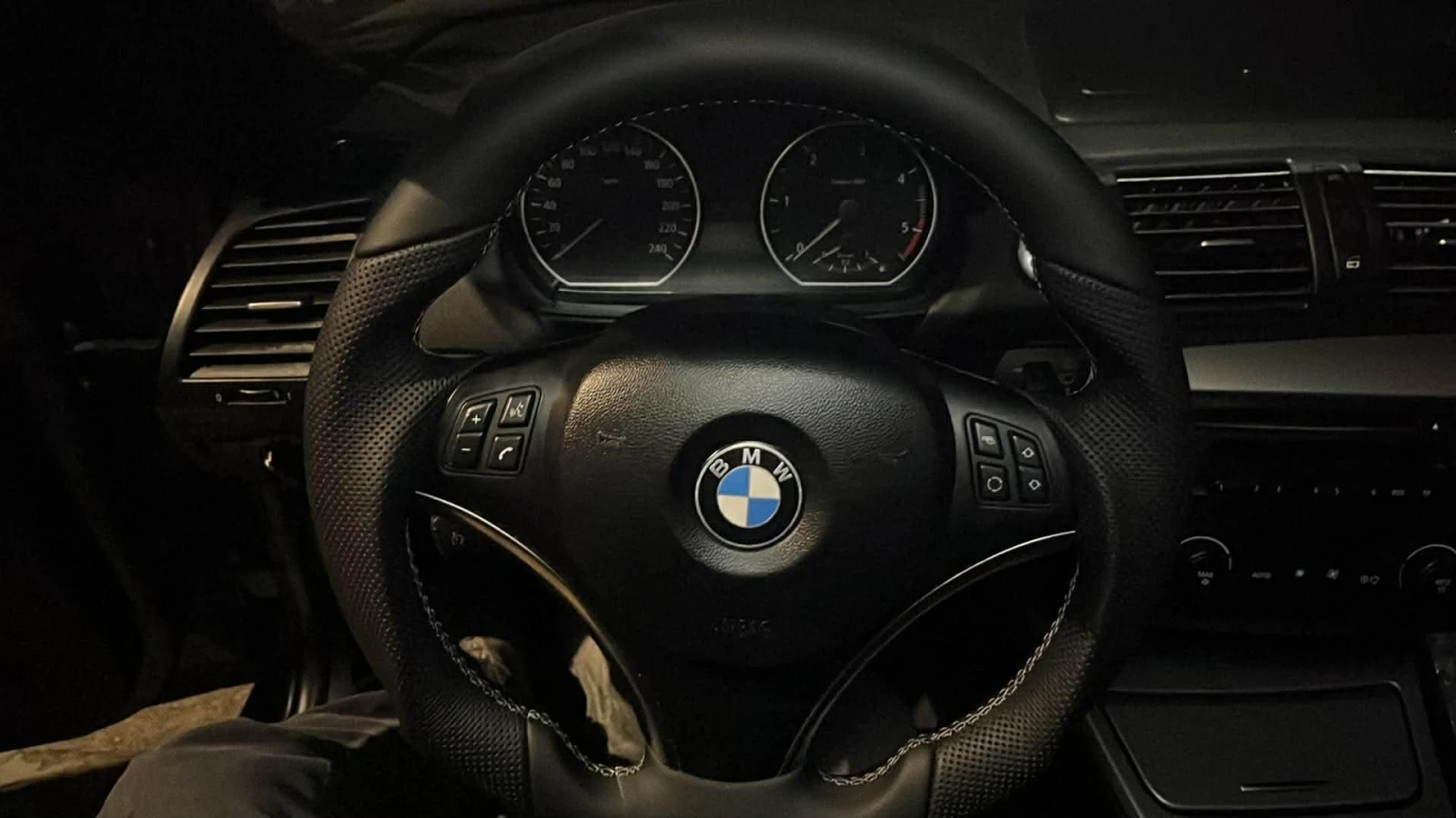 BMW 120, снимка 5 - Автомобили и джипове - 55808851