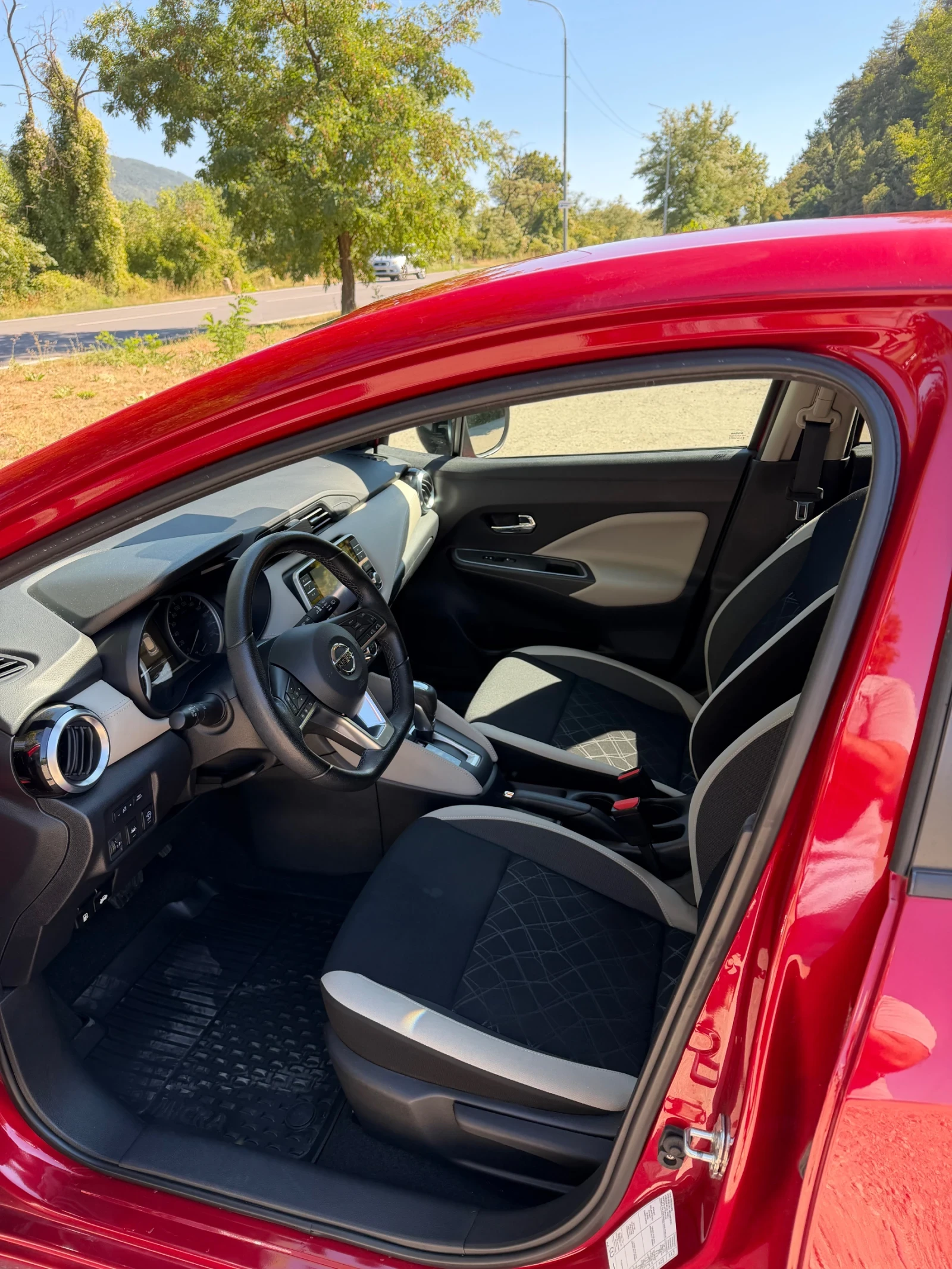 Nissan Micra 1.0 IG-T Автоматик, снимка 6 - Автомобили и джипове - 55961467
