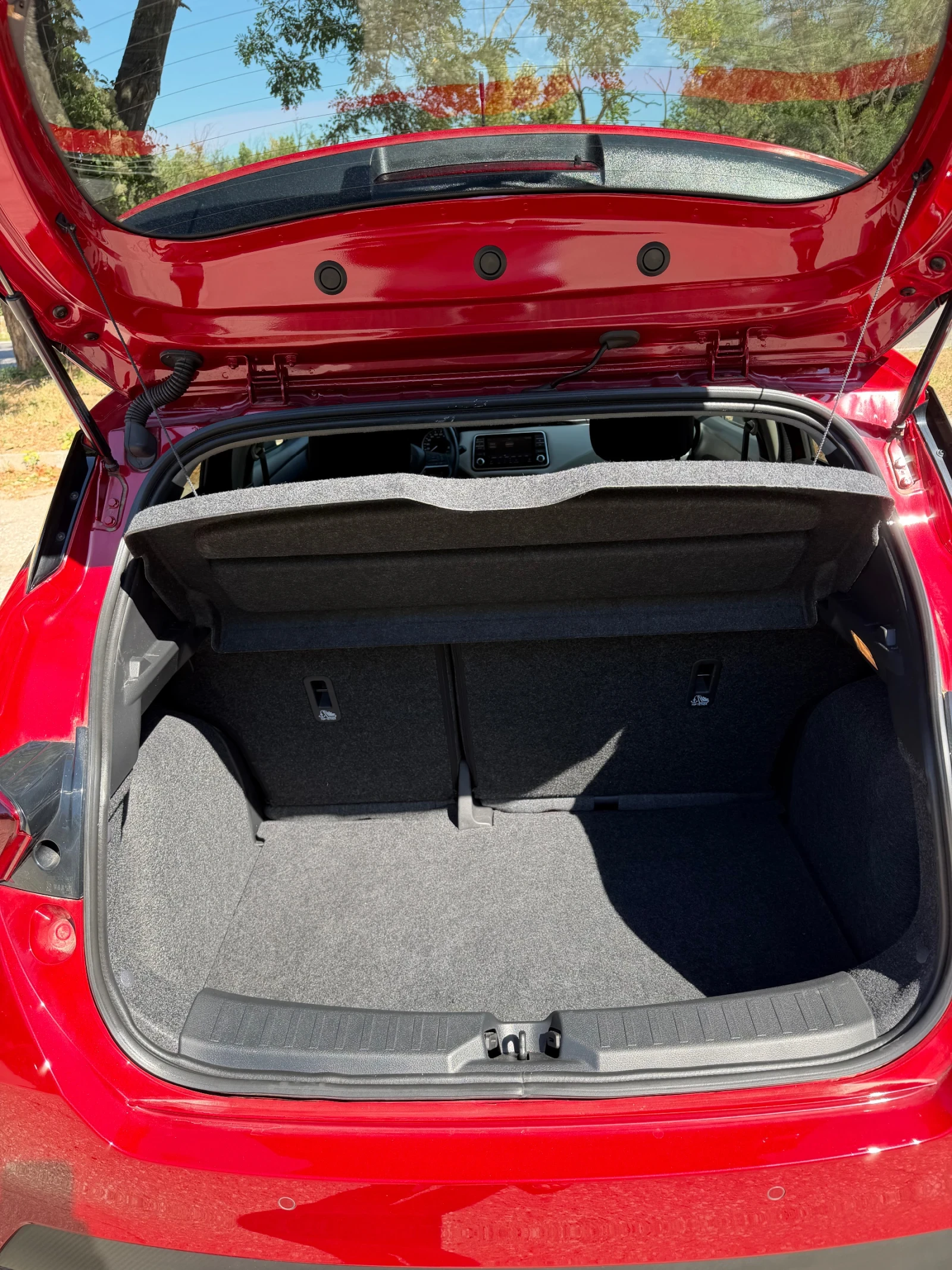 Nissan Micra 1.0 IG-T Автоматик, снимка 11 - Автомобили и джипове - 55961467