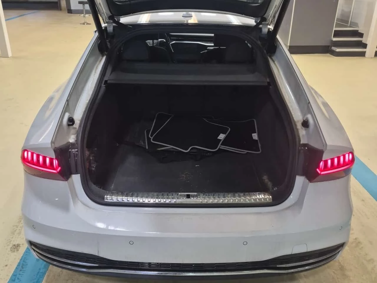 Audi A7 3.0T * PROGRESSIV * CARFAX * , снимка 14 - Автомобили и джипове - 56329254