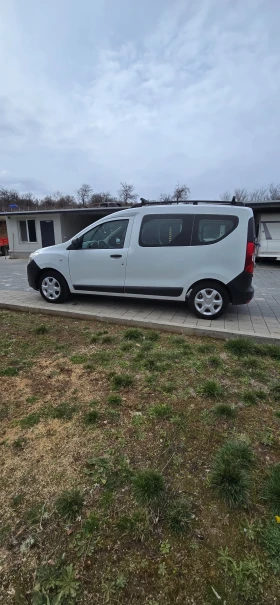 Dacia Duster 1.6 Бензин Газ, снимка 6