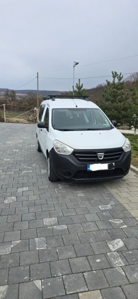 Dacia Duster 1.6 Бензин Газ, снимка 4