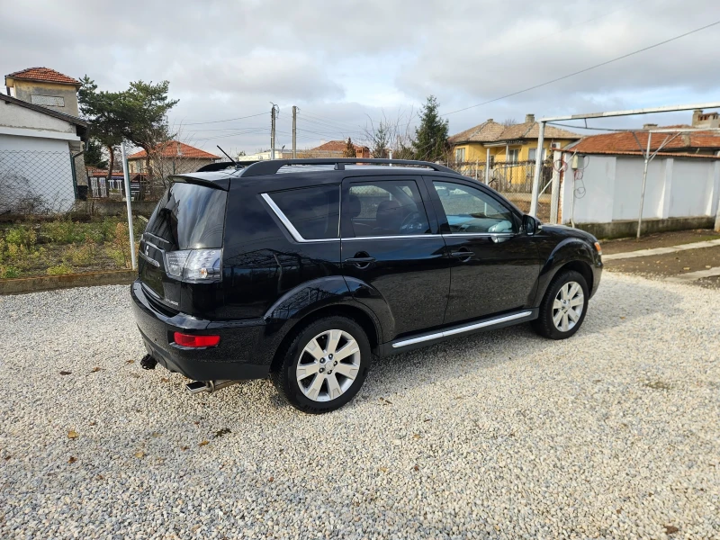 Mitsubishi Outlander 2.0-124000km, снимка 5 - Автомобили и джипове - 48272989