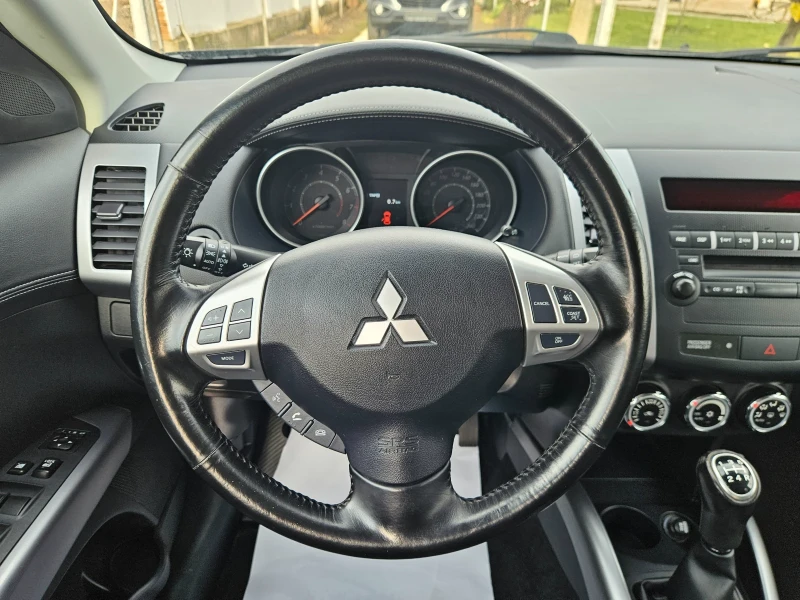 Mitsubishi Outlander 2.0-124000km, снимка 10 - Автомобили и джипове - 48272989