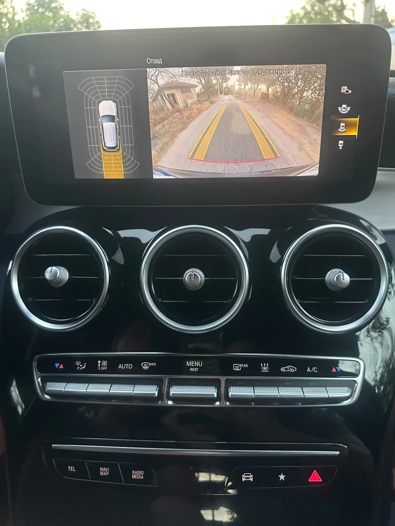 Mercedes-Benz GLC 300 AMG, Plug-in hybrid, ambient, camera , снимка 16 - Автомобили и джипове - 52745219