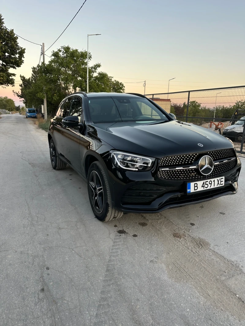 Mercedes-Benz GLC 300 AMG, Plug-in hybrid, ambient, camera , снимка 3 - Автомобили и джипове - 52745219