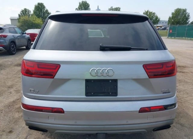 Audi Q7, снимка 4 - Автомобили и джипове - 49175726