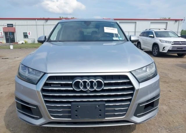 Audi Q7, снимка 8 - Автомобили и джипове - 49175726