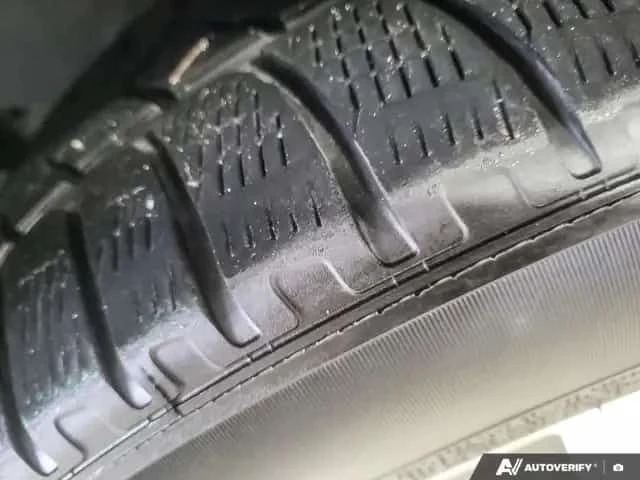 Mercedes-Benz GLB 250 ПОДГРЕВИ * ПАНО * KEYLESS, снимка 10 - Автомобили и джипове - 54416181