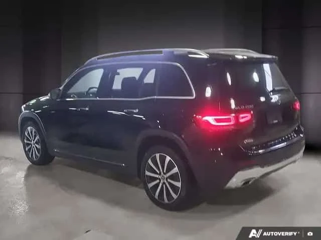 Mercedes-Benz GLB 250 ПОДГРЕВИ * ПАНО * KEYLESS, снимка 3 - Автомобили и джипове - 54416181