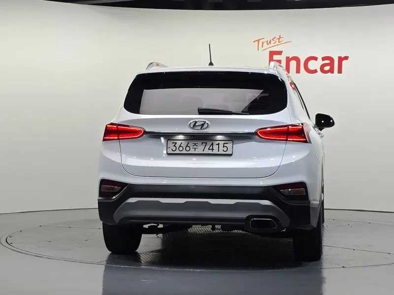 Hyundai Santa fe 2.0 2WD - САМО 30% АВАНС, снимка 4 - Автомобили и джипове - 56306662