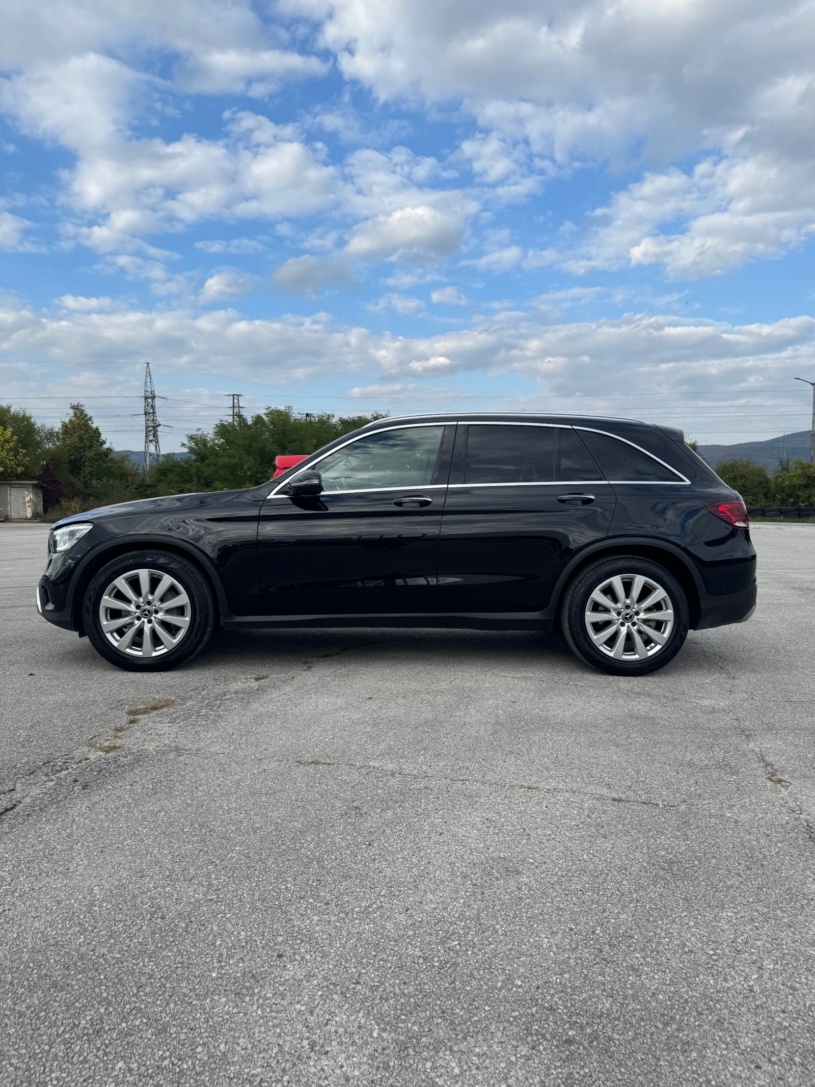 Mercedes-Benz GLC 300 Дизел, 70240km, 4matic, Закупен нов от Силвър Стар - изображение 5