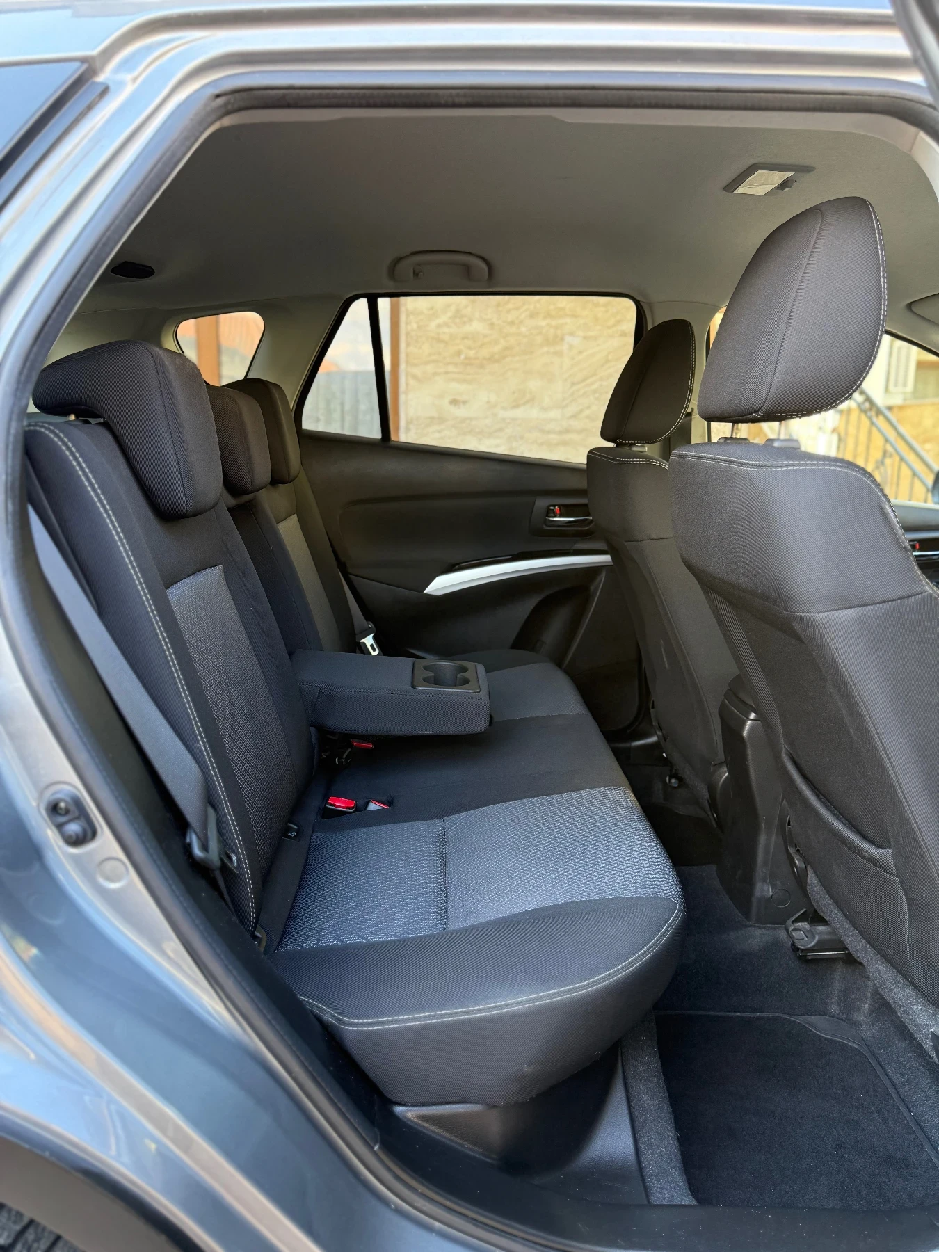 Suzuki SX4 S-Cross 1.6i / Swiss / Automatic / 4WD  | Mobile.bg — изображение 13