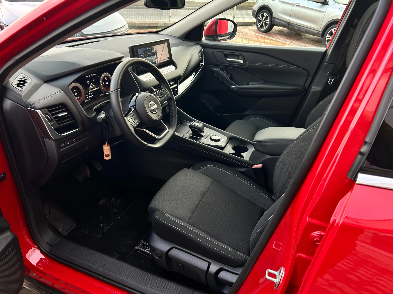 Nissan Qashqai 1.3 DDT N-Connecta A/T 4x4 - изображение 4