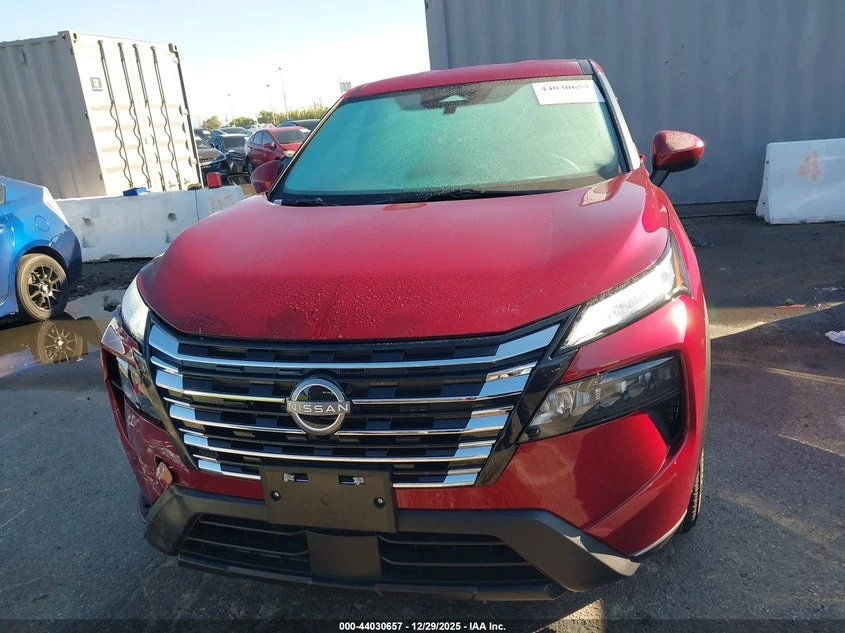 Nissan Rogue 1.5l Sv Fwd, снимка 12 - Автомобили и джипове - 53773994