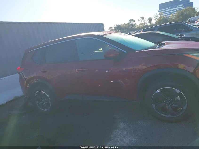 Nissan Rogue 1.5l Sv Fwd, снимка 13 - Автомобили и джипове - 53773994