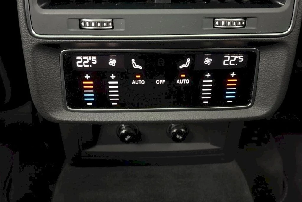 Audi Q8 50TDI Quattro S-Line, снимка 12 - Автомобили и джипове - 54213263