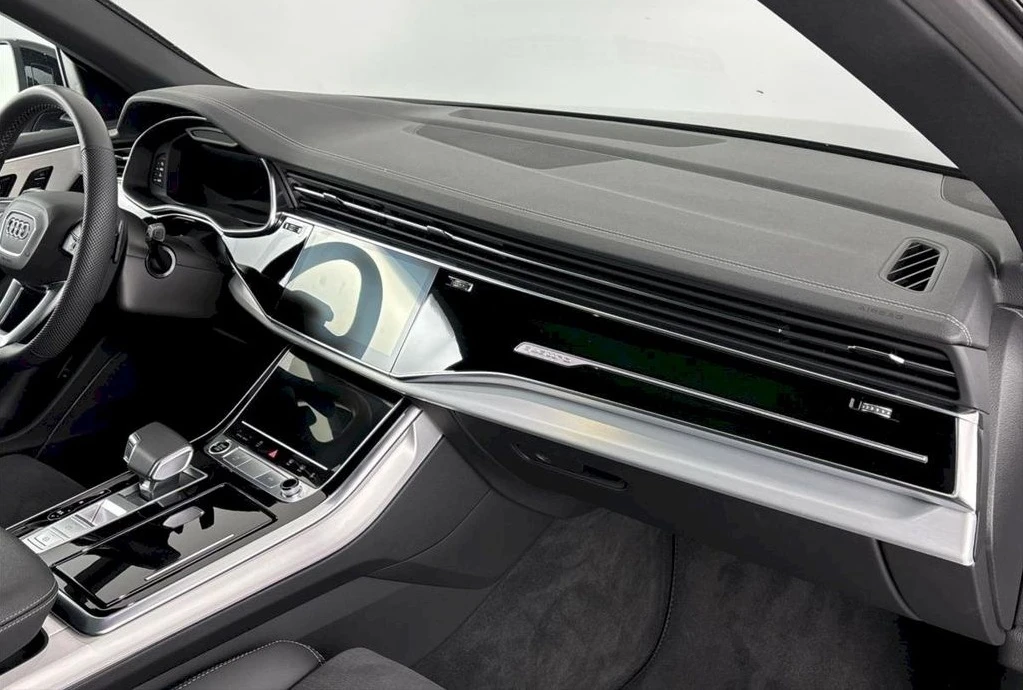 Audi Q8 50TDI Quattro S-Line, снимка 6 - Автомобили и джипове - 54213263