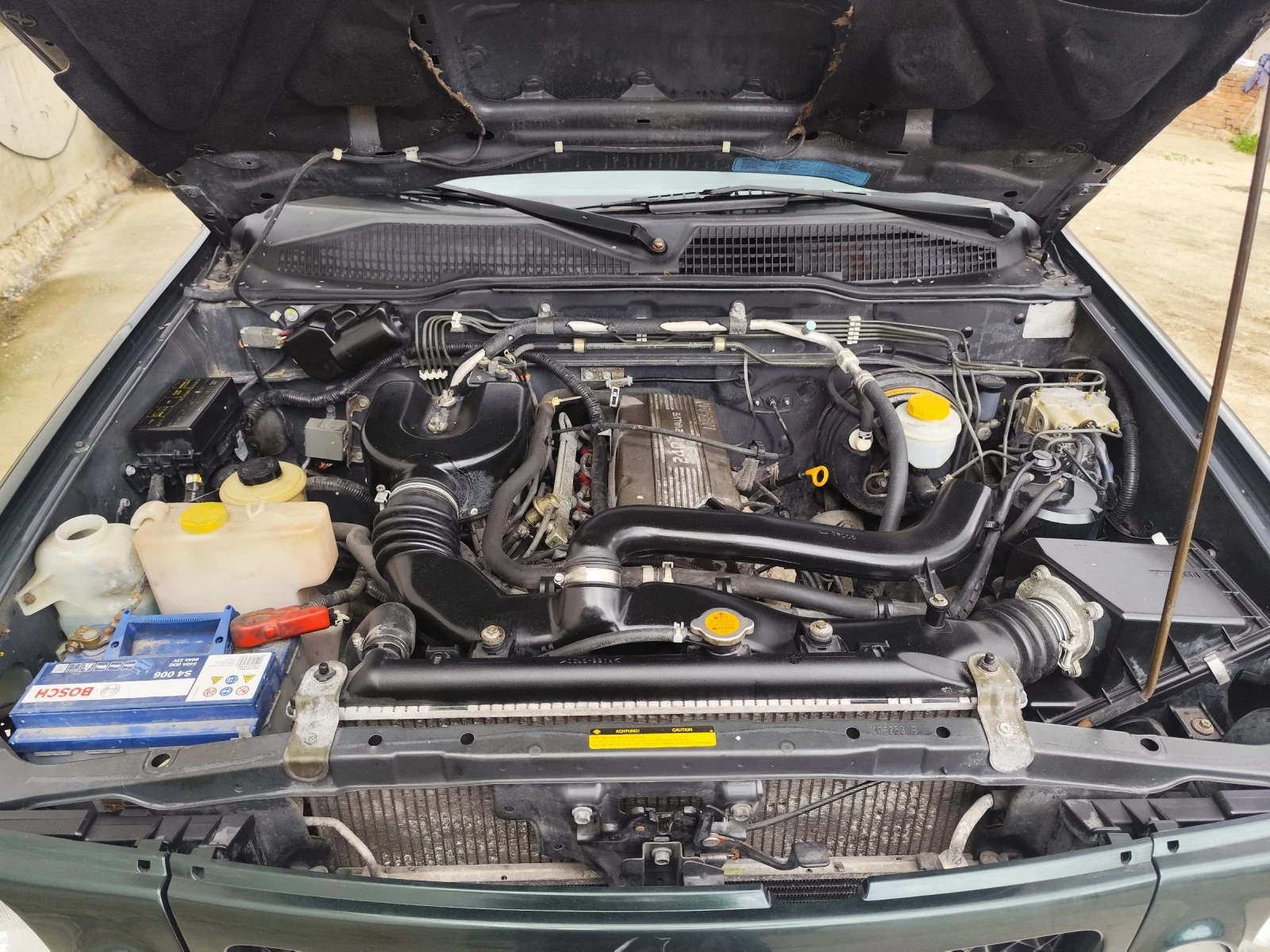 Nissan Terrano 2, снимка 12 - Автомобили и джипове - 54585708