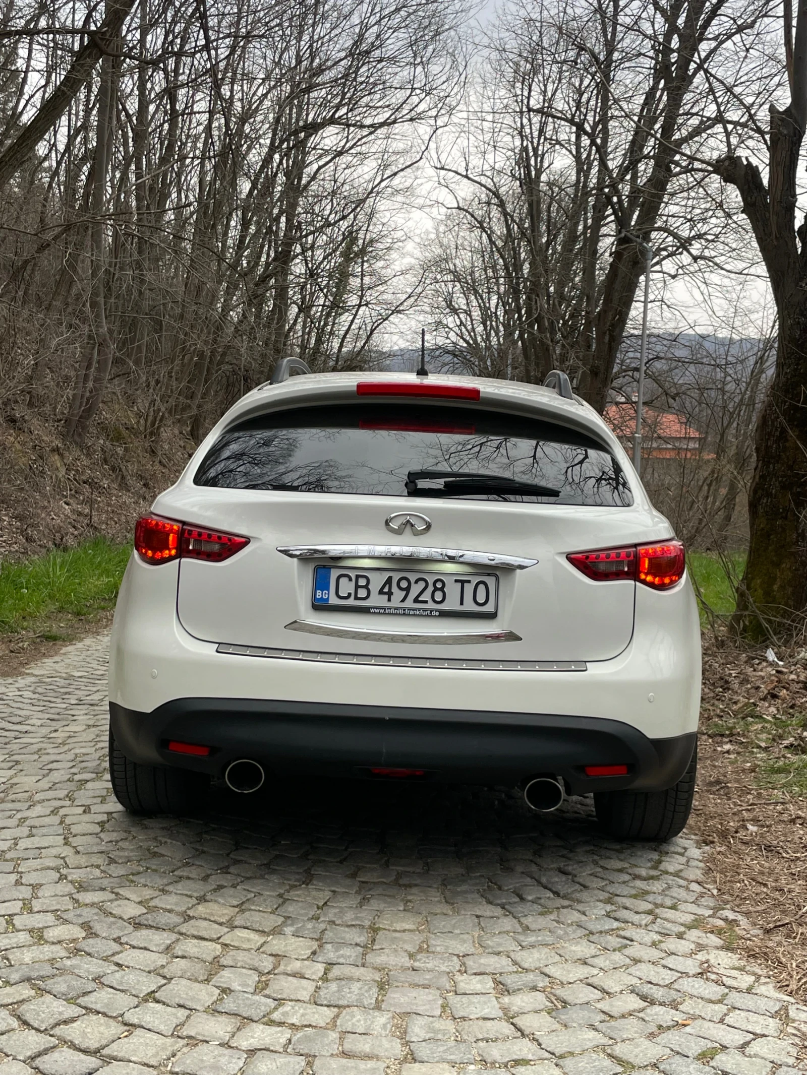 Infiniti QX70 FX30d* 360* distr* oduh* lane* , снимка 5 - Автомобили и джипове - 54640527