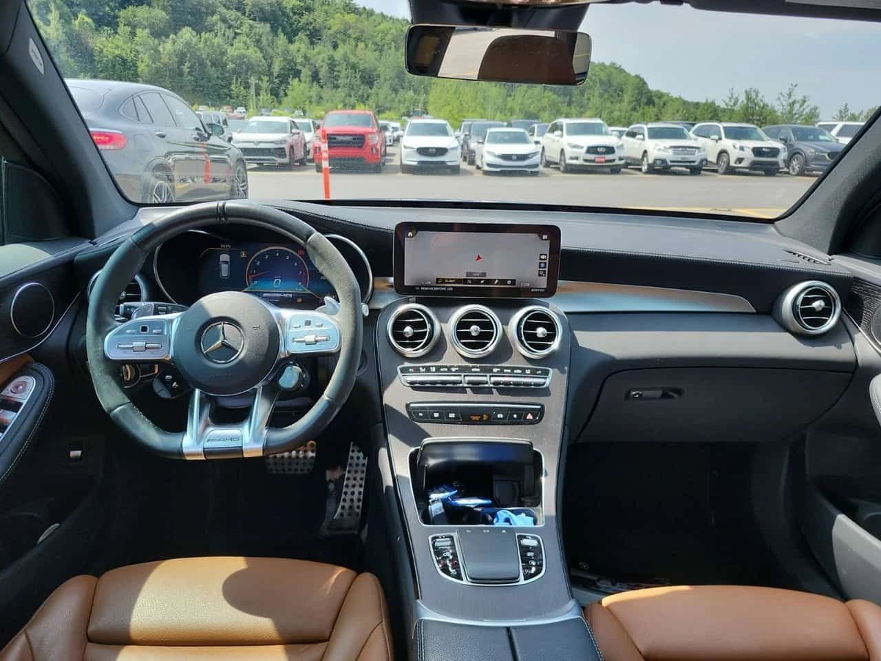 Mercedes-Benz GLC 43 AMG * CARFAX * БЕЗ ПЪРВОНАЧАЛНА ВНОСКА, снимка 10 - Автомобили и джипове - 55423538