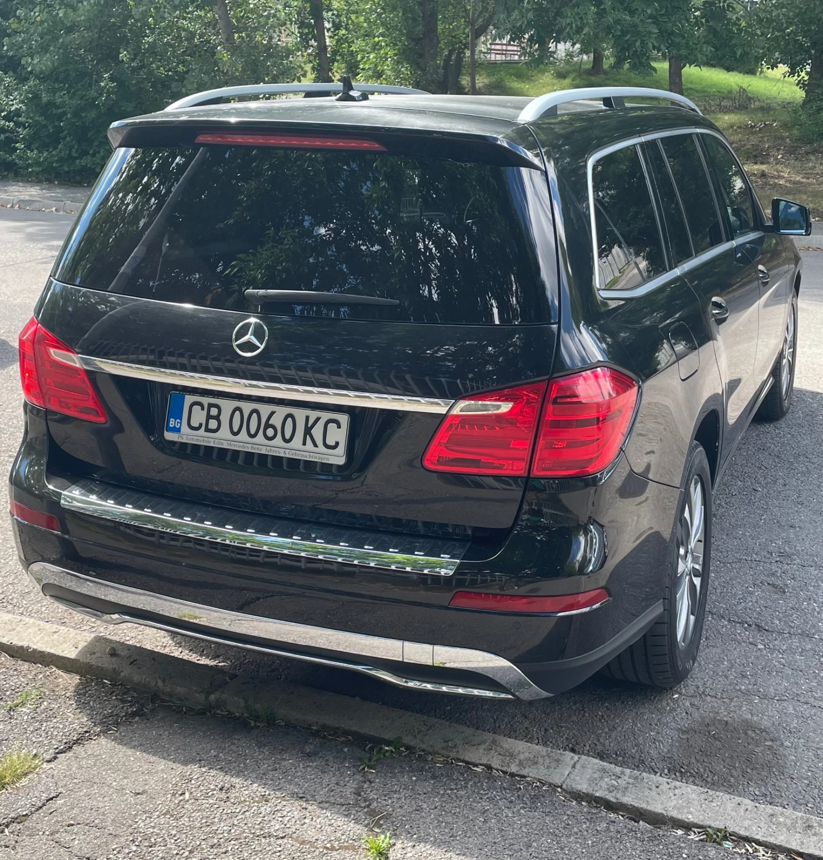 Mercedes-Benz GL 350 Bluetec, снимка 4 - Автомобили и джипове - 55932428