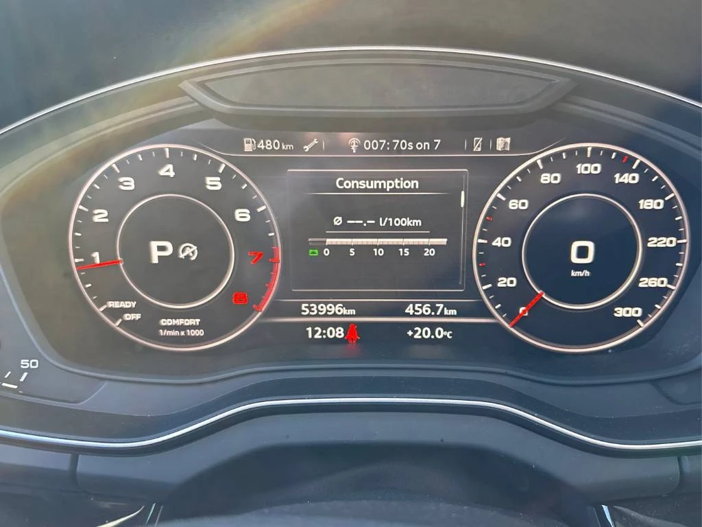 Audi Q5 Technik 45 TFSI* CARFAX* ОПЦИЯ ЗА ФИНАНСИРАНЕ* , снимка 15 - Автомобили и джипове - 56214162