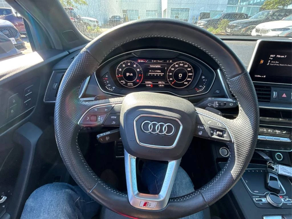 Audi Q5 Technik 45 TFSI* CARFAX* ОПЦИЯ ЗА ФИНАНСИРАНЕ* , снимка 7 - Автомобили и джипове - 56214162