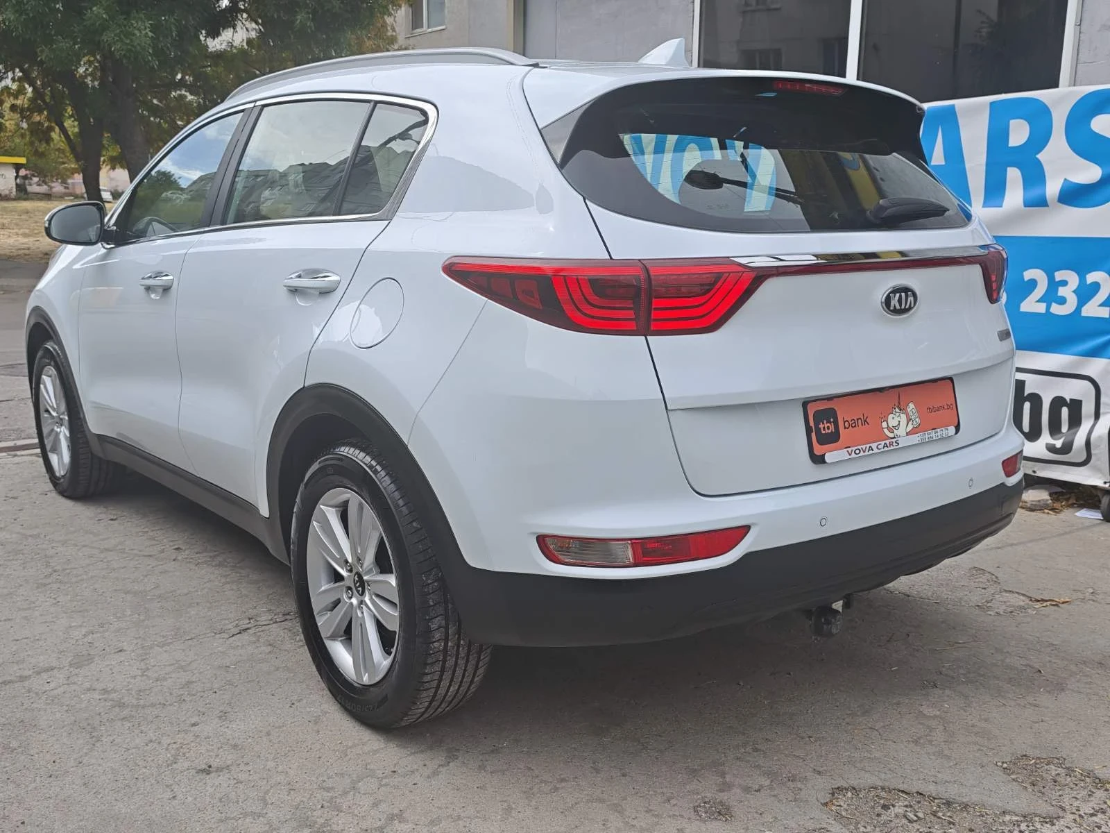 Kia Sportage 1.7 CRDI 116 к.с Нави, Ленти, Сервизна история, снимка 6 - Автомобили и джипове - 56226067