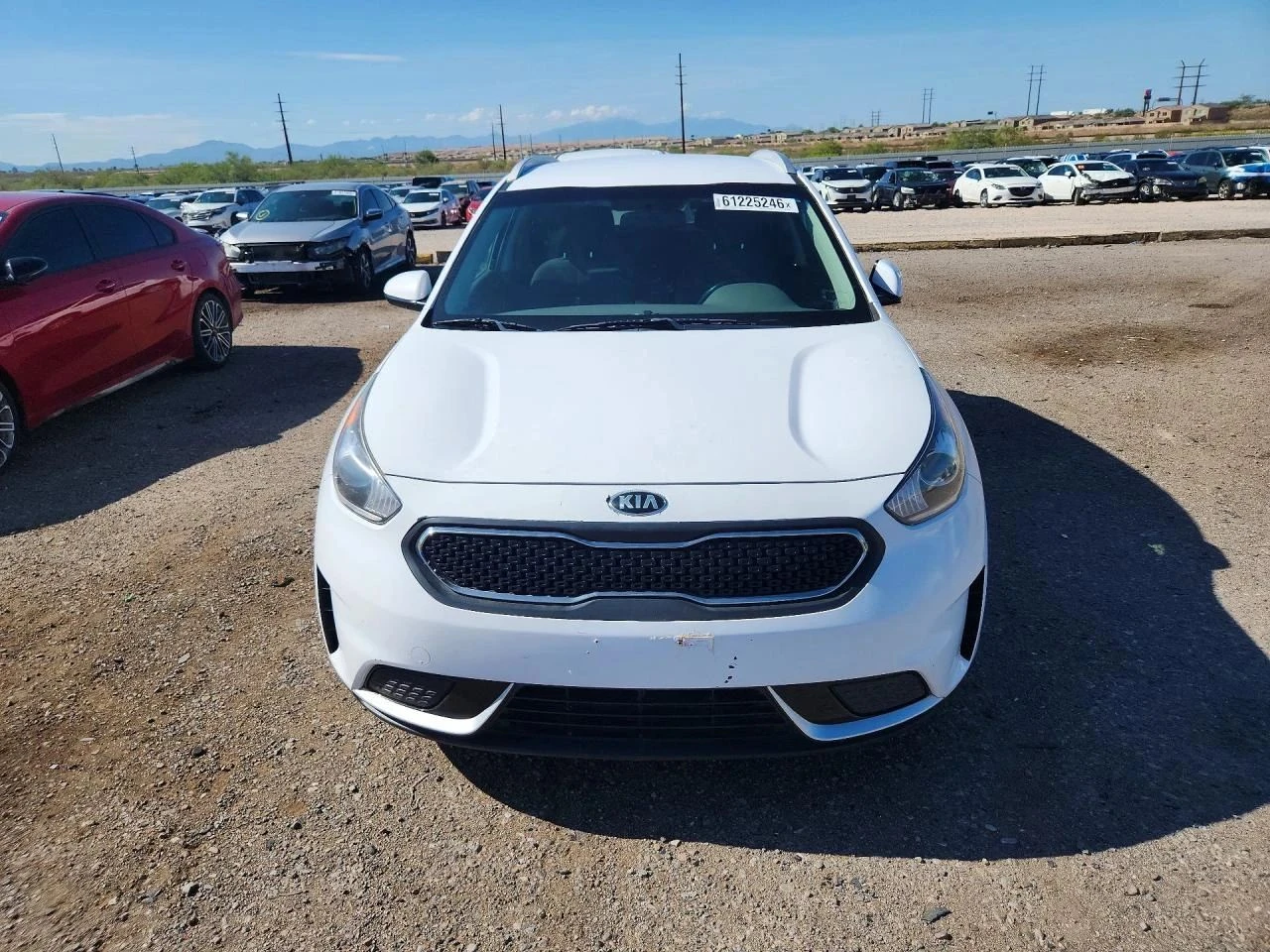 Kia Niro, снимка 5 - Автомобили и джипове - 56689751