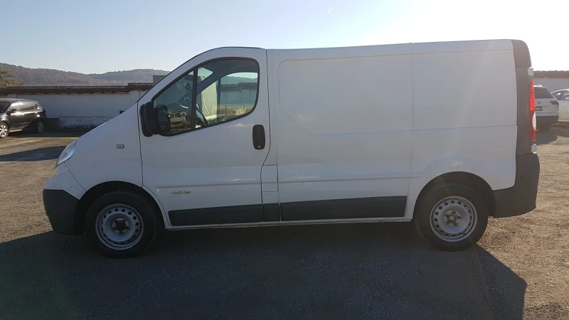 Renault Trafic 2.0DCI 115кс, снимка 8 - Бусове и автобуси - 47875957