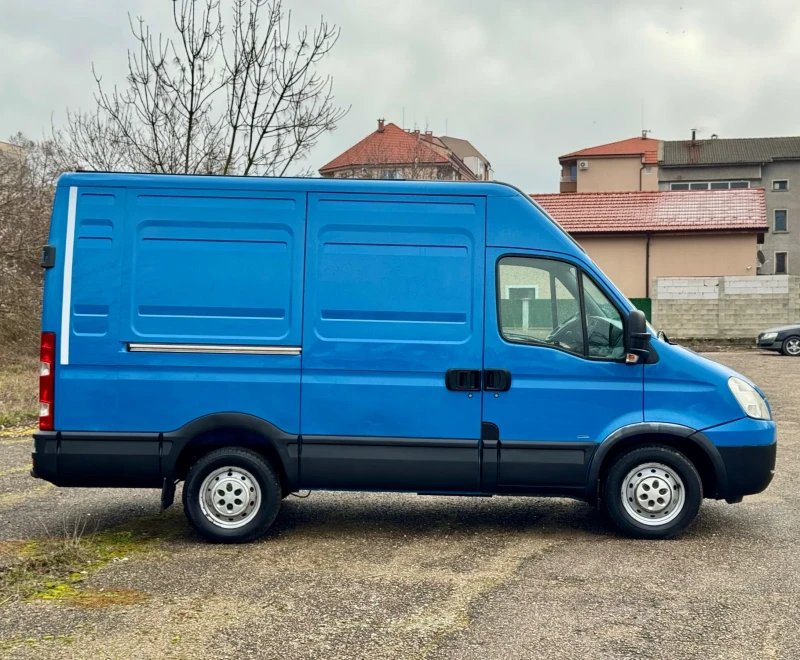 Iveco Daily Климатик* Седалка на Килограми* Сервизна История, снимка 7 - Бусове и автобуси - 53323459