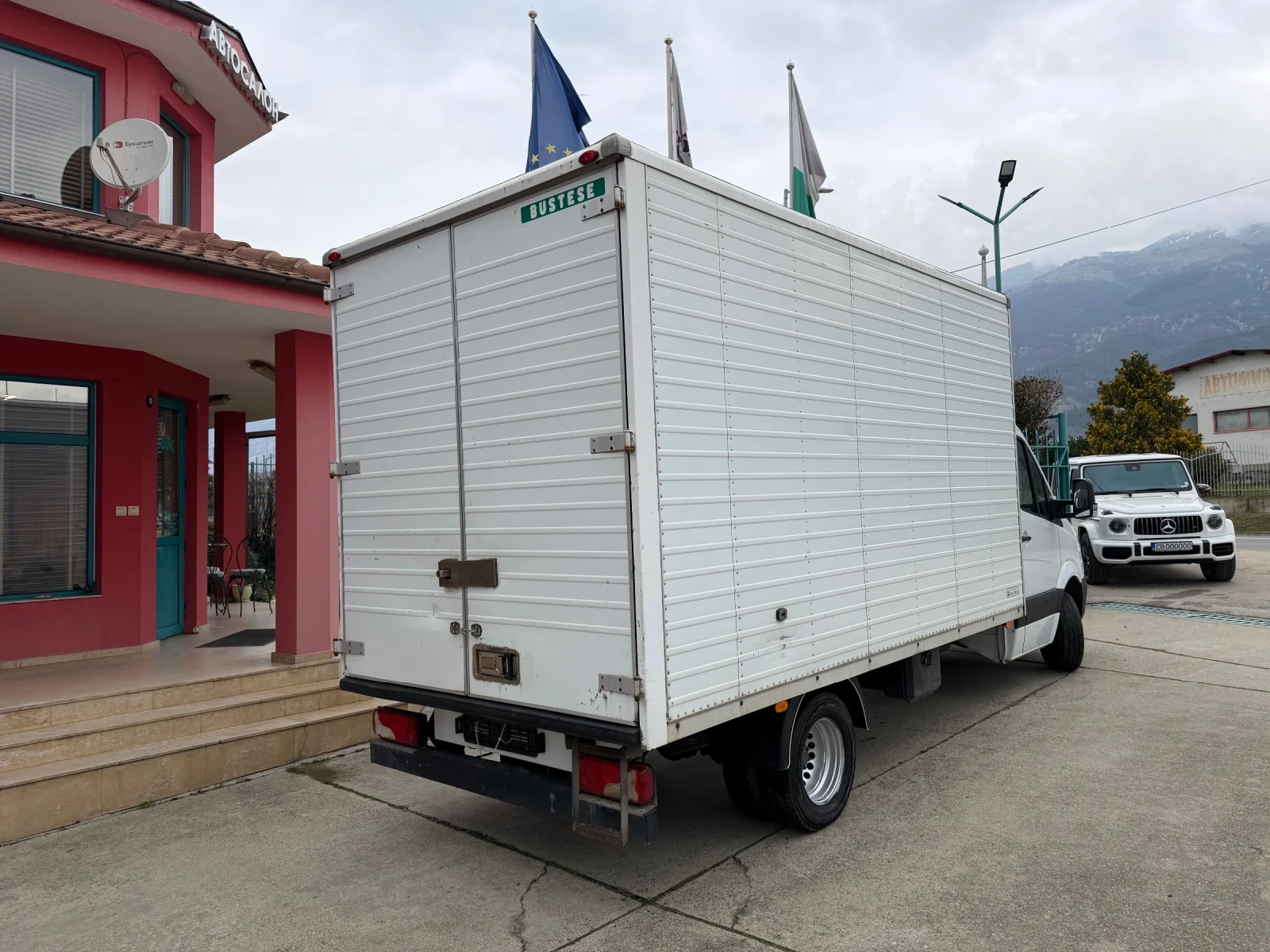 Mercedes-Benz Sprinter 519 3.0CDI* Климатик* 4.30 метра фургон - изображение 9