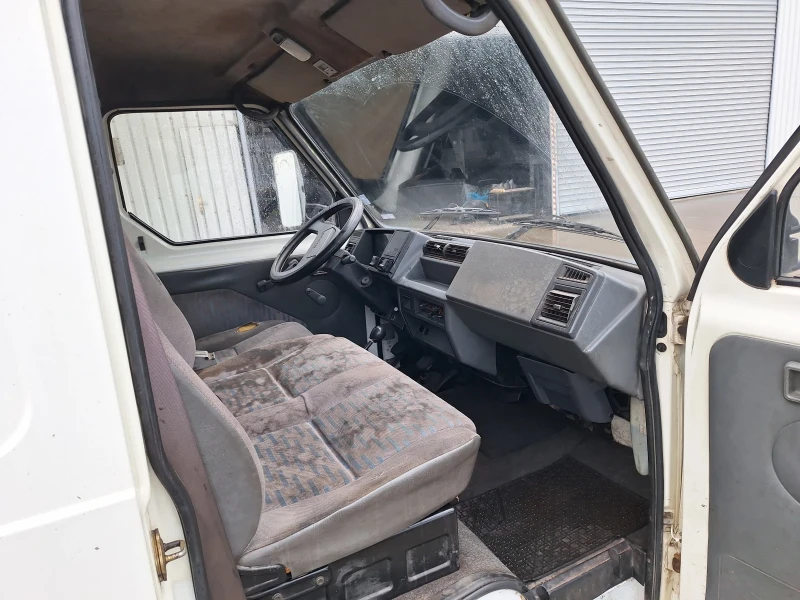 Nissan Trade Самосвал, снимка 7 - Камиони - 53036915