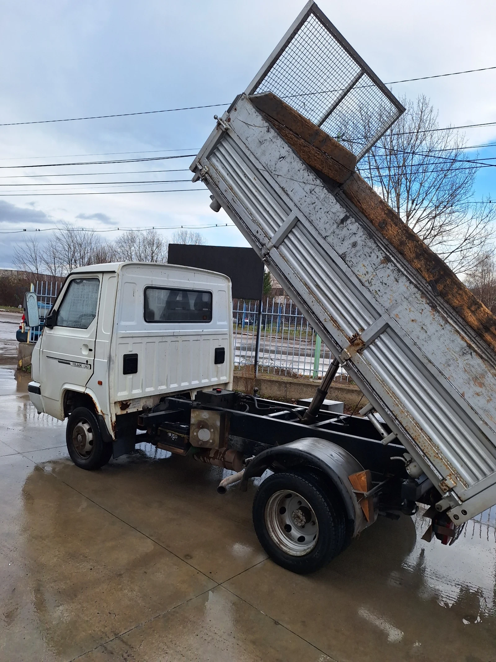 Nissan Trade Самосвал - изображение 4