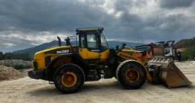 Челен товарач Komatsu WA380-7, снимка 12