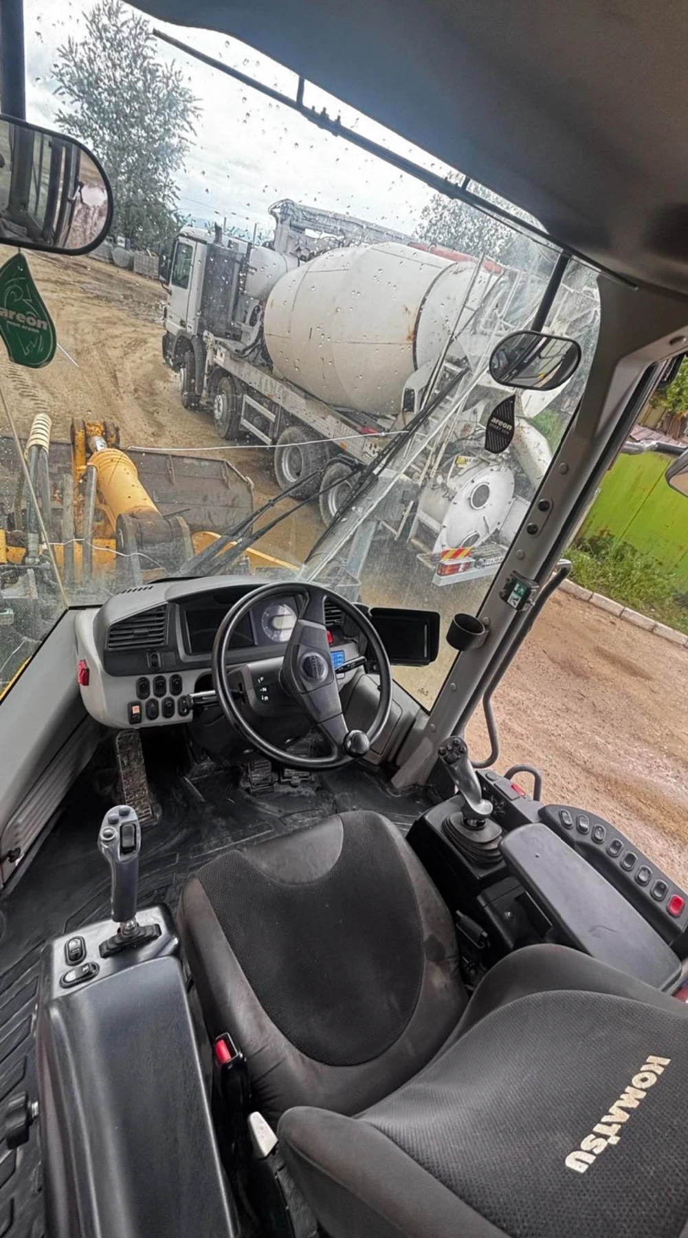 Челен товарач Komatsu WA380-7, снимка 8 - Индустриална техника - 54700252