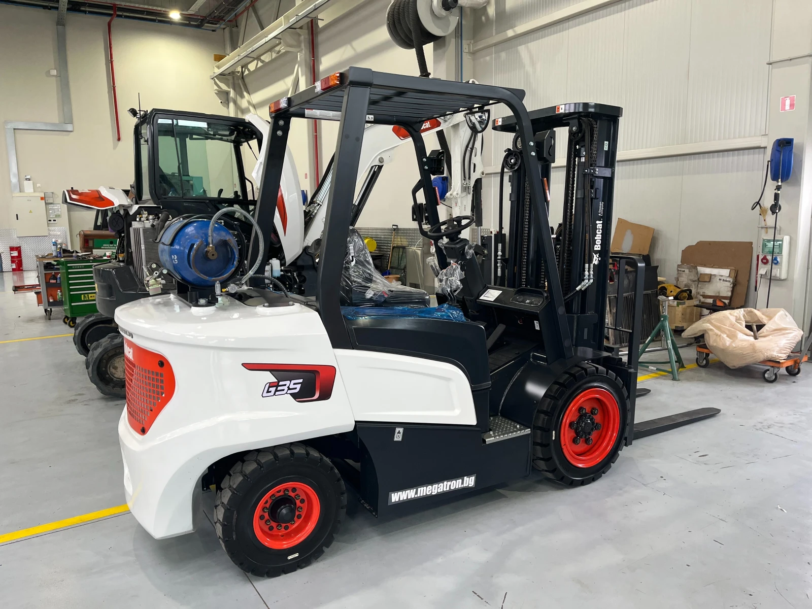 ������� Bobcat G35NXP | Mobile.bg � ����������� 6