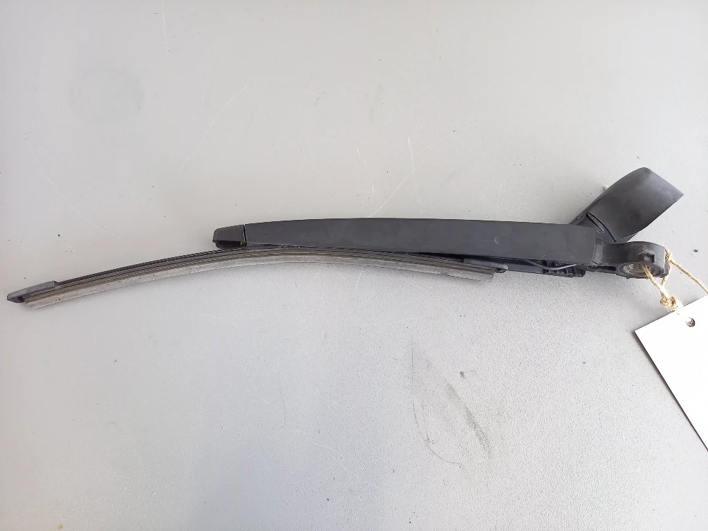 Рамо задна чистачка Фолксваген Голф 7 (ч)