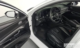 Hyundai Elantra 1.6 Smart, снимка 10