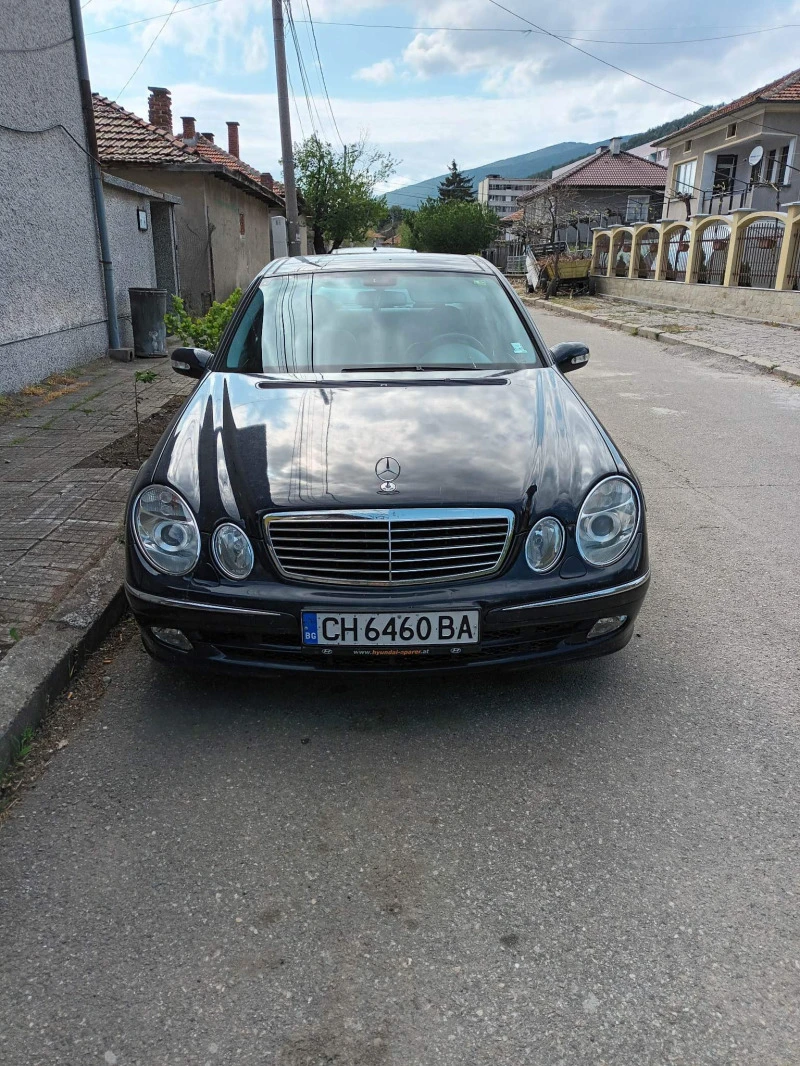 Mercedes-Benz E 270 Avangarde, снимка 1 - Автомобили и джипове - 46909542