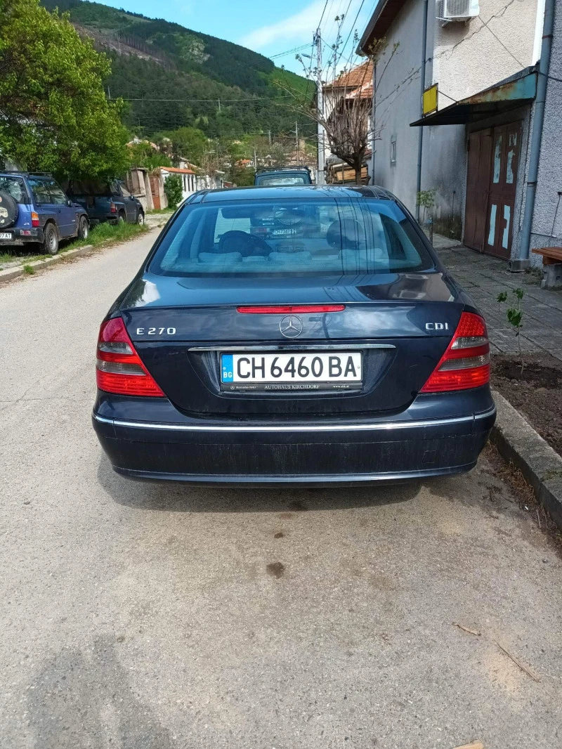 Mercedes-Benz E 270 Avangarde, снимка 3 - Автомобили и джипове - 46909542